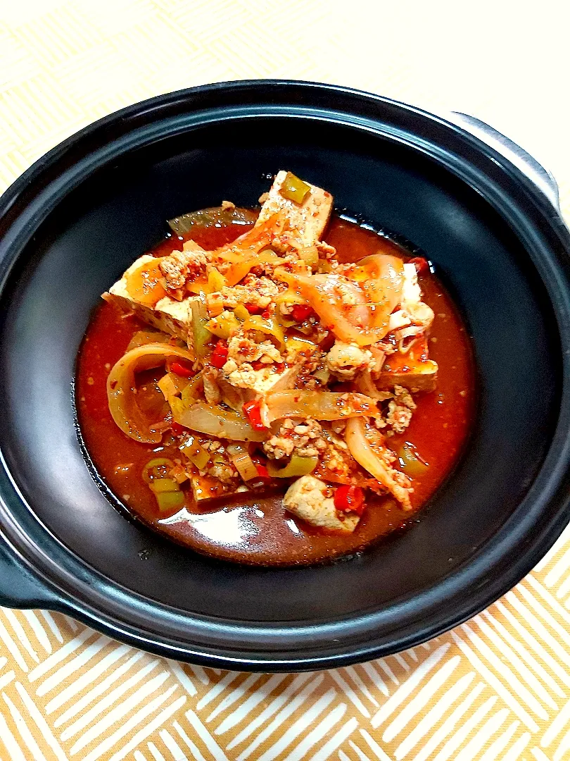 두부 짜글이 찌개
Spicy tofu stew with ground pork|Pires Kangさん