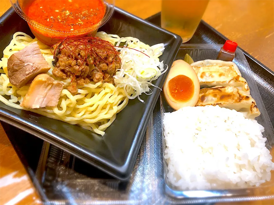 テイクアウト限定汁無し坦々麺弁当|ガラクタさん