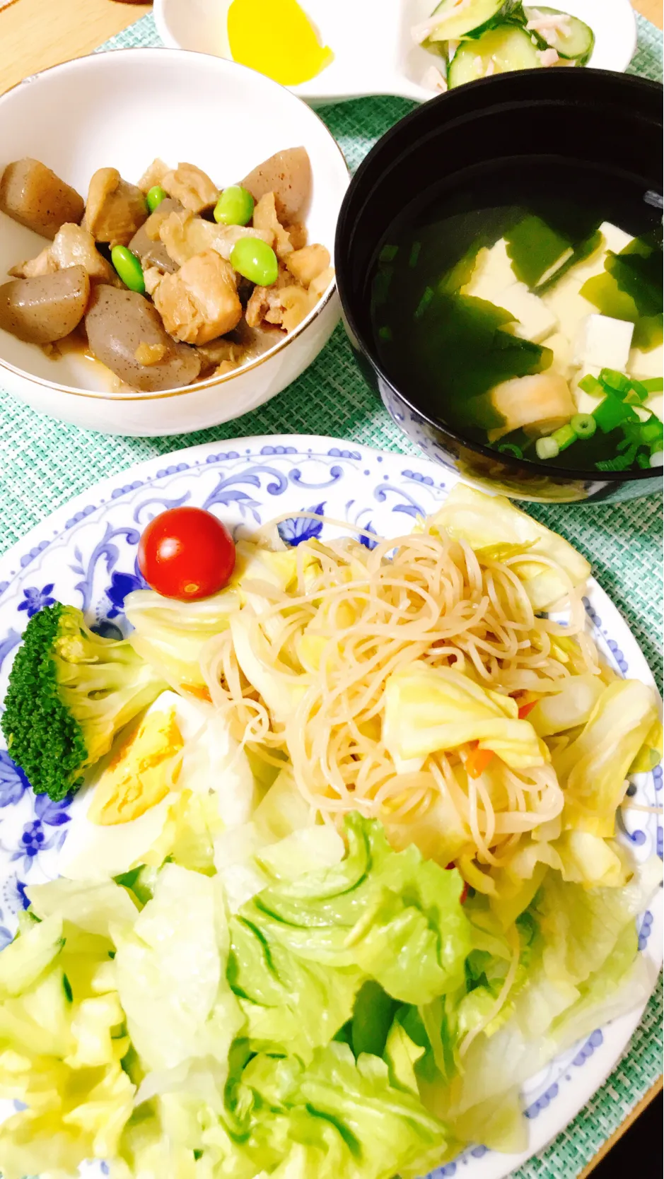 焼きビーフン　鶏ごぼうの煮物|美羽さん