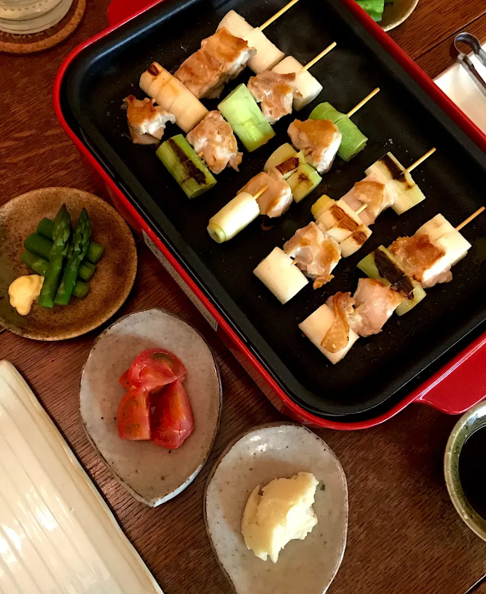 晩ごはん #ギルトフリー料理に挑戦  #ギルトフリー  #焼き鳥  #ブルーノホットプレート #お家焼き鳥|小松菜さん