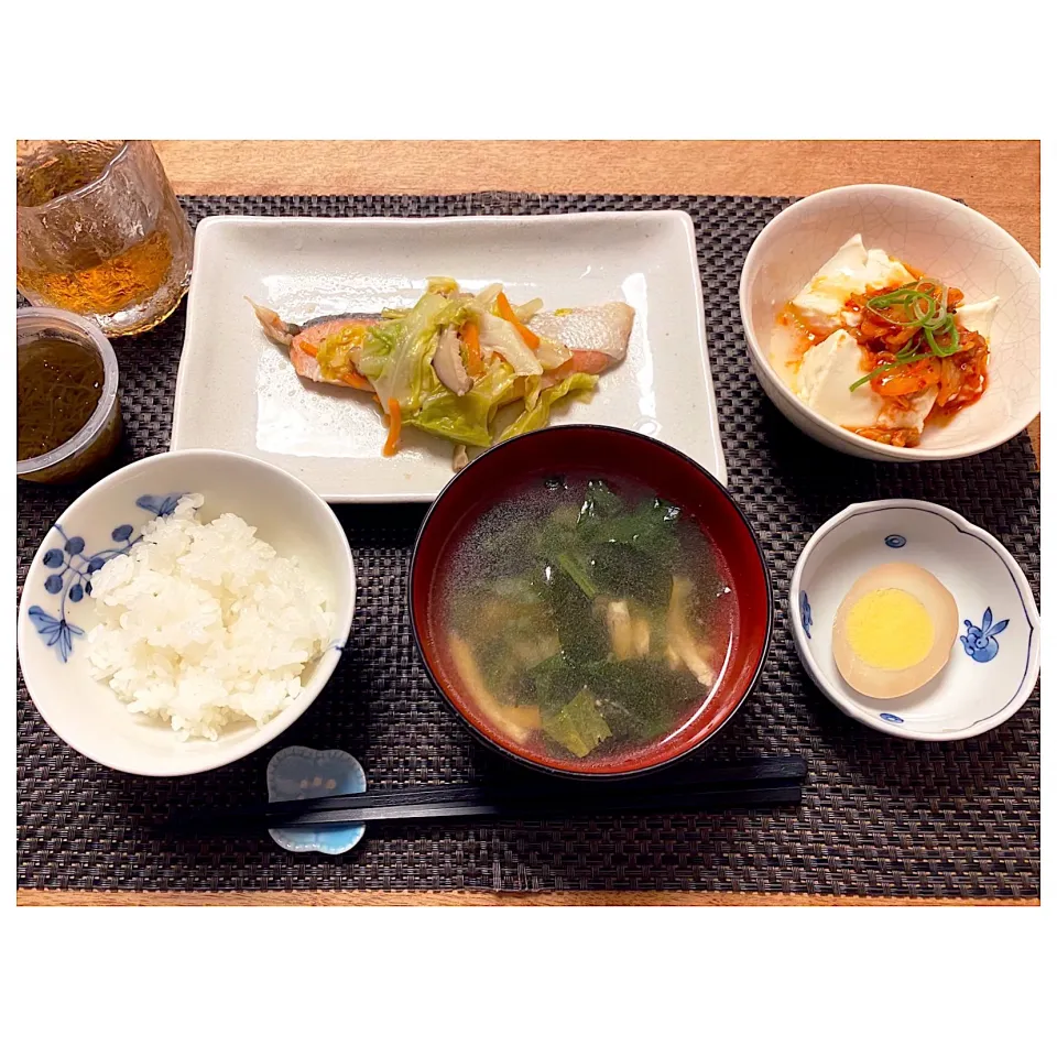 Snapdishの料理写真:鮭のちゃんちゃん焼き風の夕飯|Sakikoさん