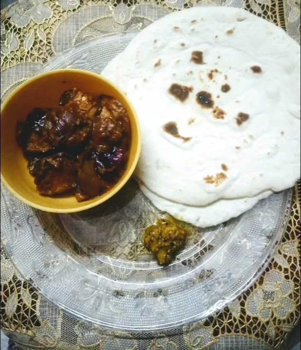 Dinner with a fusion 🙈
Tortillas with chili chicken and mango pickle xD|Lostsoulさん