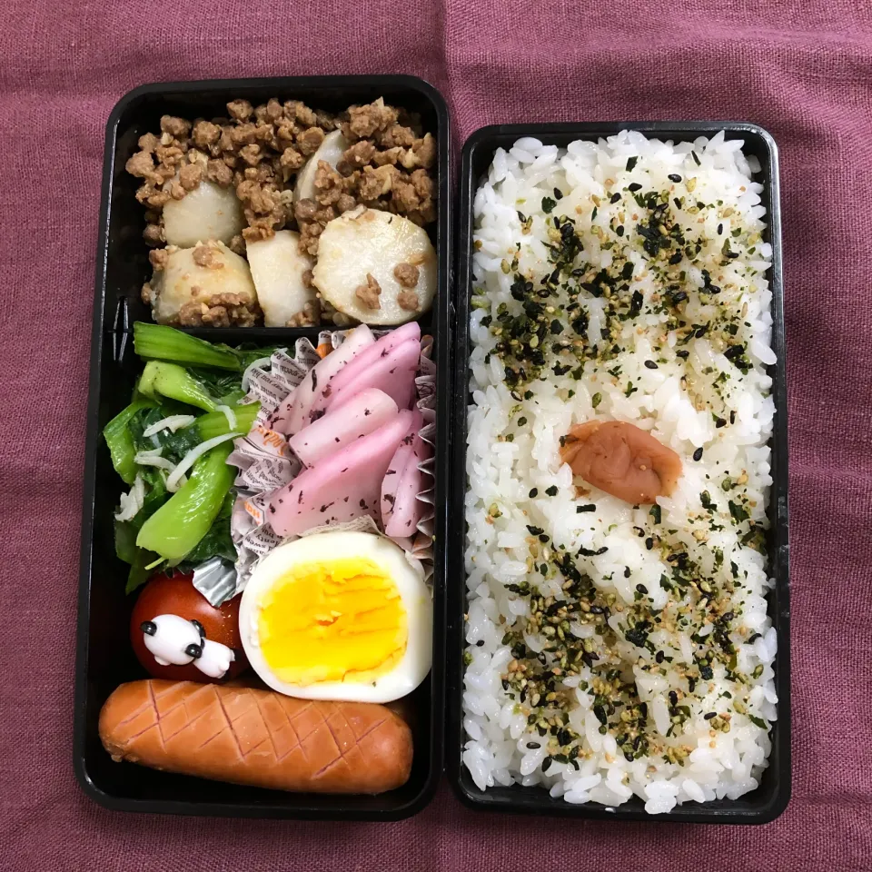 Snapdishの料理写真:2020/5/7
里芋と大豆のお肉ミンチの味噌煮
青梗菜🥬のじゃこ炒め
大根のゆかり漬
チェリートマト🍅
ゆで卵
ウィンナーソーセージ|aichanさん