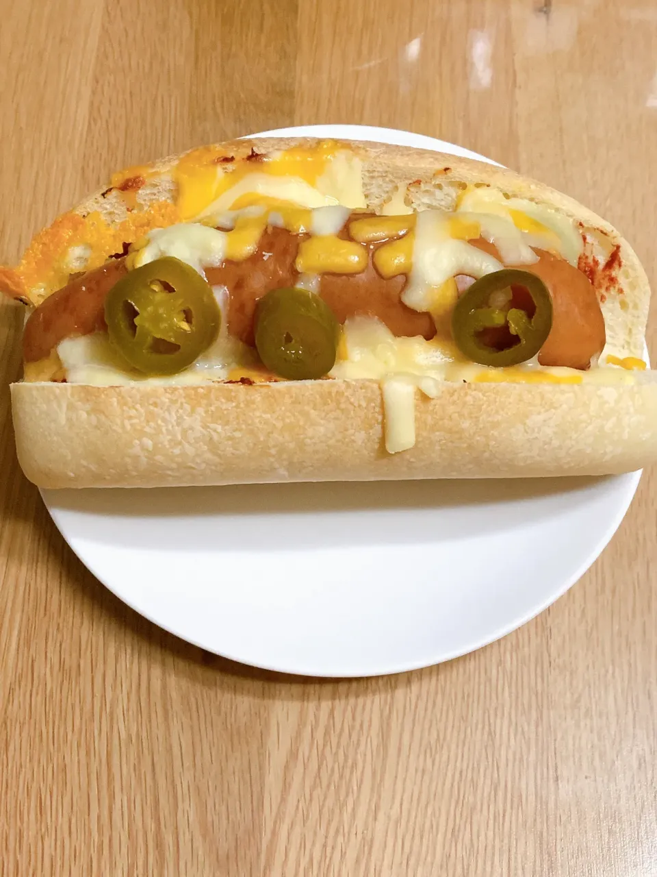 Snapdishの料理写真:ちぎりパン焼いたのでチーズとソーセージで昼ごはん^ ^|ヤマネコさん