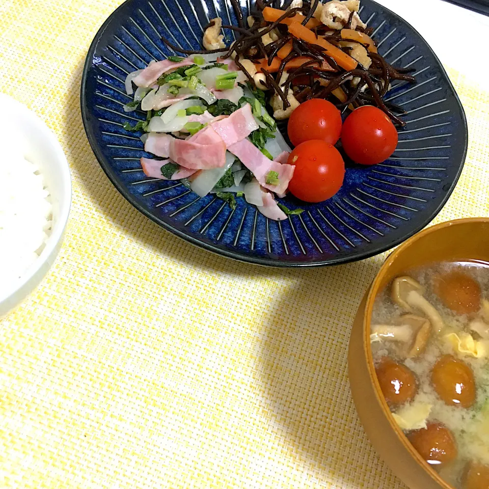 大根の菜葉とベーコンの炒め物|aiさん