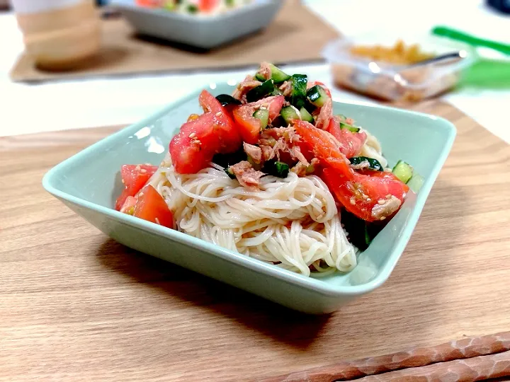 トマトツナのさっぱり素麺|らっこさん