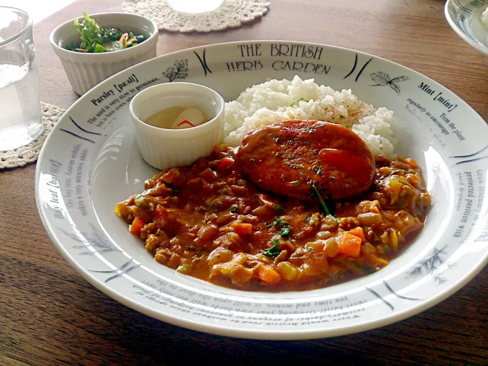 ハンバーグカレー|古尾谷りかこさん