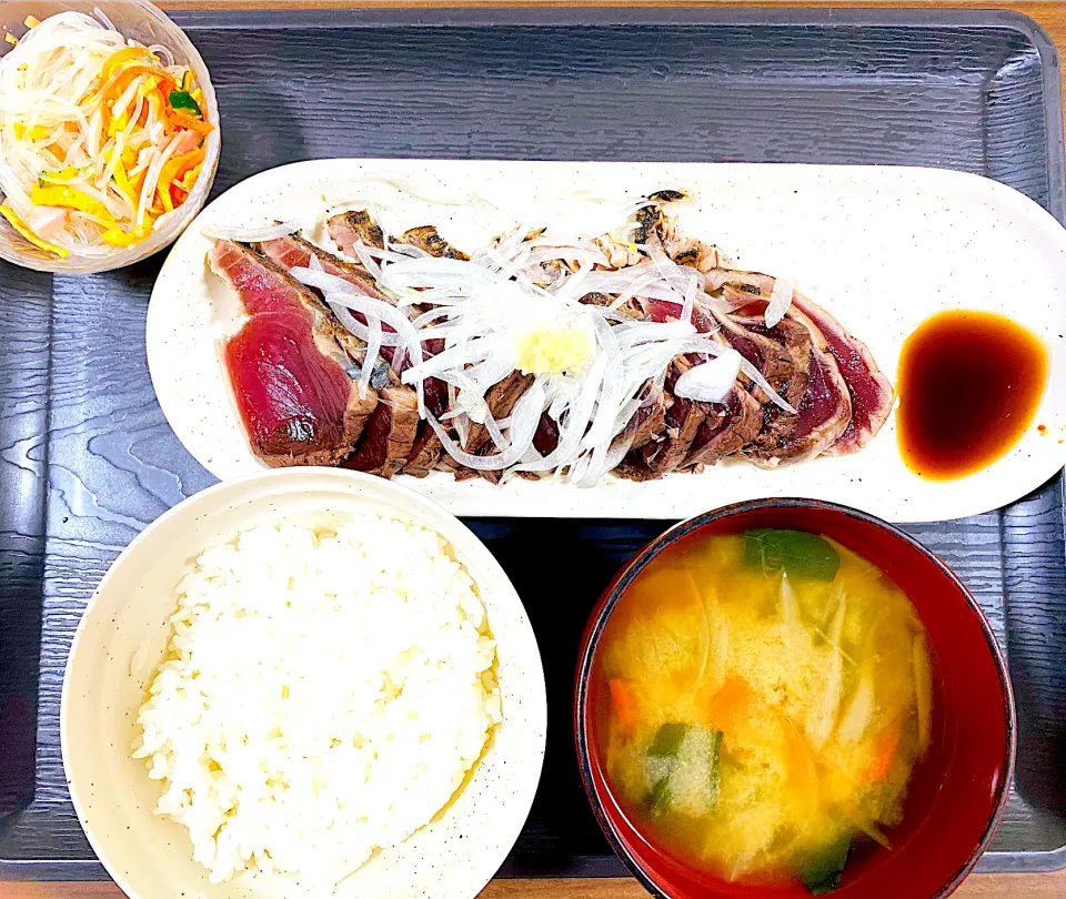 鰹のタタキ定食|とっしぃさん