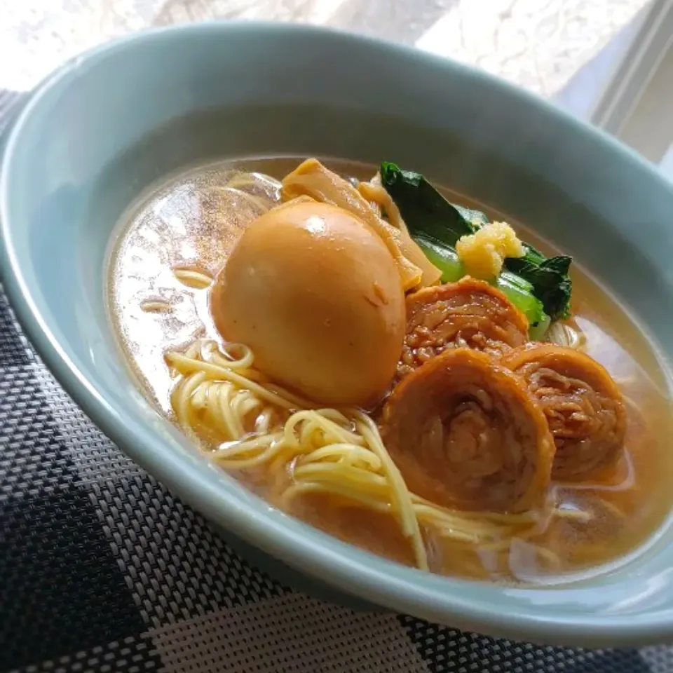 Snapdishの料理写真:自家製＊醤油ラーメン♪|mi_neneco♪さん