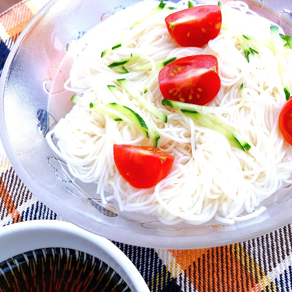 素麺はじめました((* ᐕ)*|☆A..I☆さん