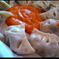 Snapdishの料理写真:chicken dumpling momo|Rojalさん