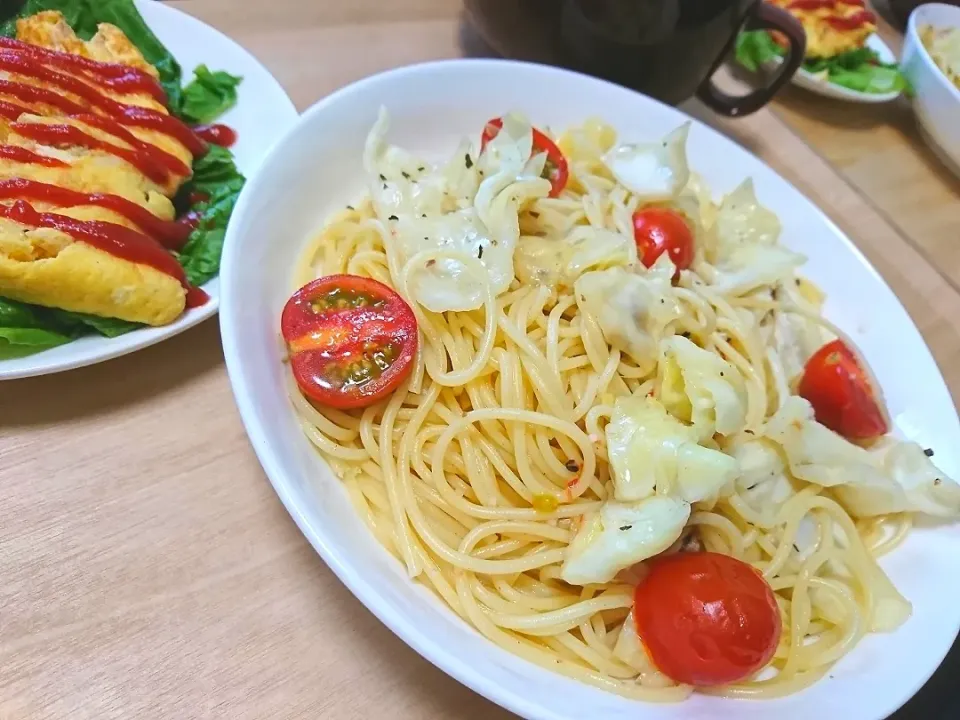 春キャベツとトマトのアンチョビパスタ|ちないさん