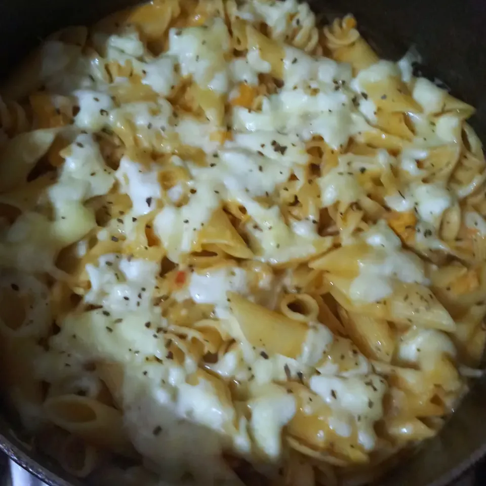 white cream pasta|tarfiさん