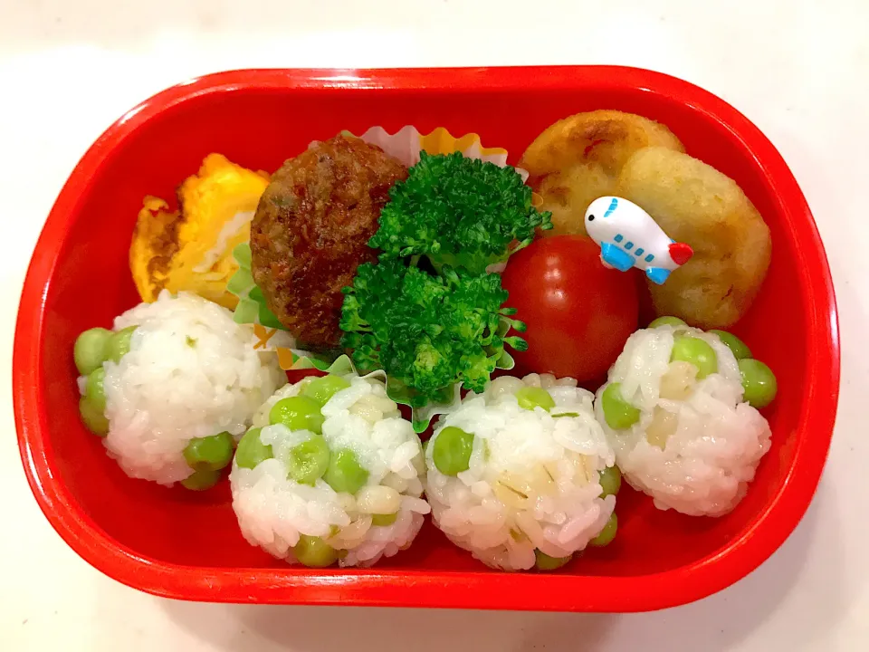 えんどう豆のおにぎり弁当😊❤️|Michiko Okamotoさん