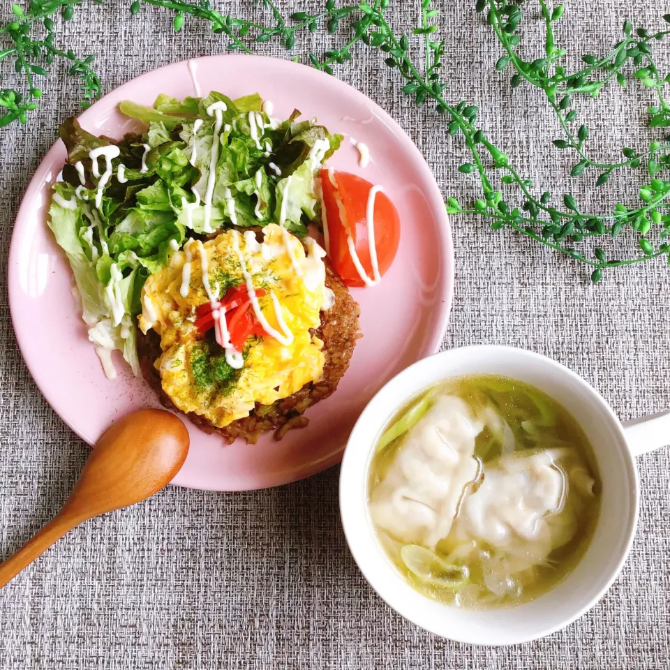 大豆ミートの餃子スープとそばめし風炒飯❤︎|夢ーテルさん