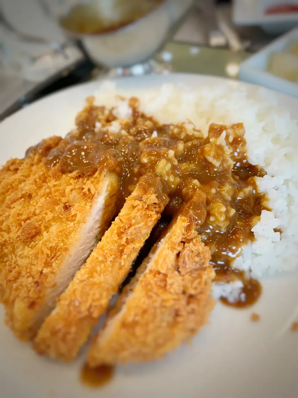 ゴルフ飯　カツカレー|寺尾真次さん