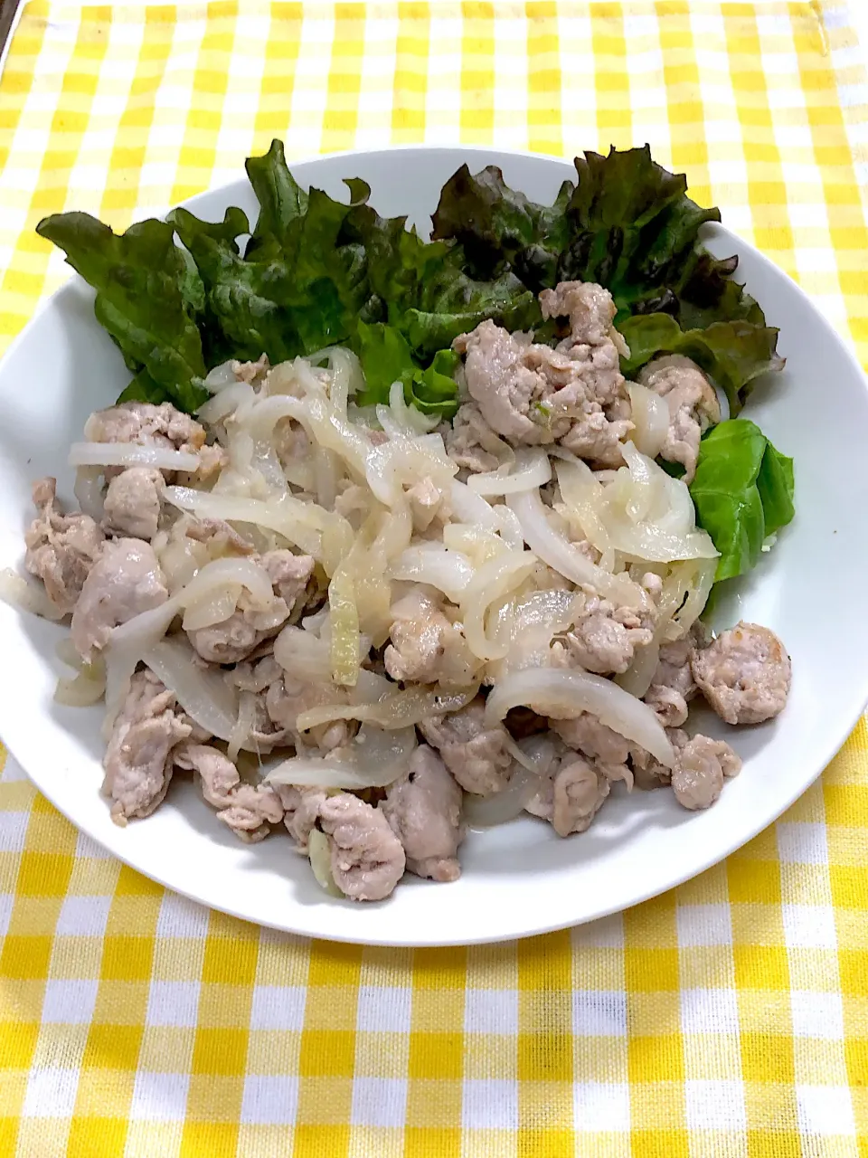 新玉ねぎと豚肉のペッパー炒め|りっつさん