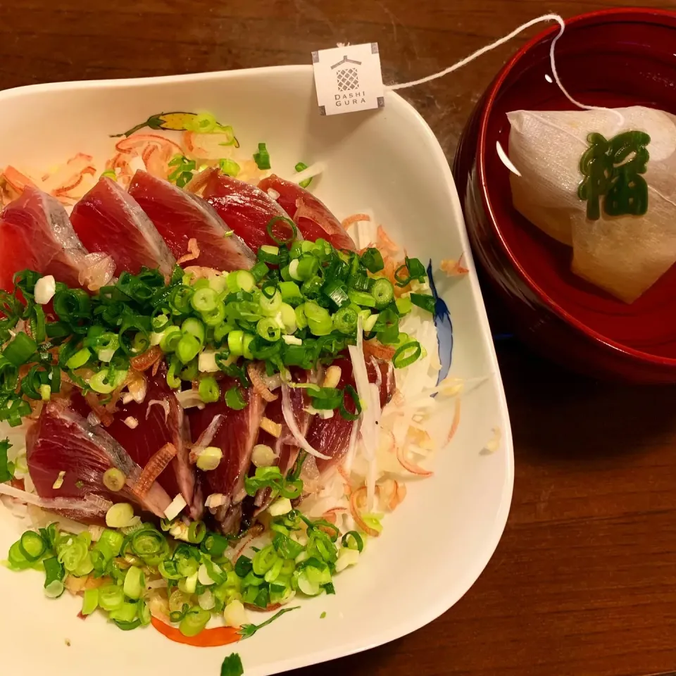 収束して福が来る事を願って❗️トロカツオ丼|みっこちゃんさん