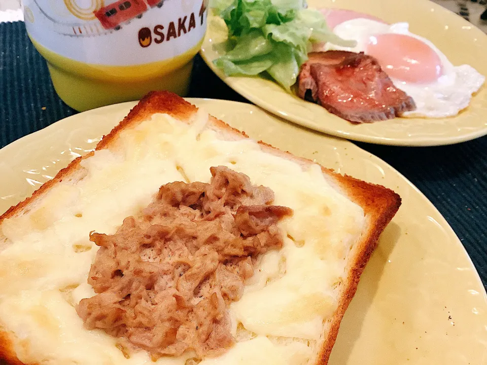 今朝はツナマヨトースト😋|アライさんさん