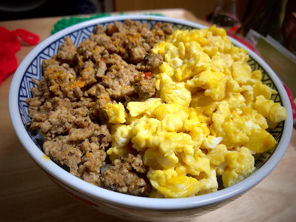 Snapdishの料理写真:そぼろ丼|ikepさん