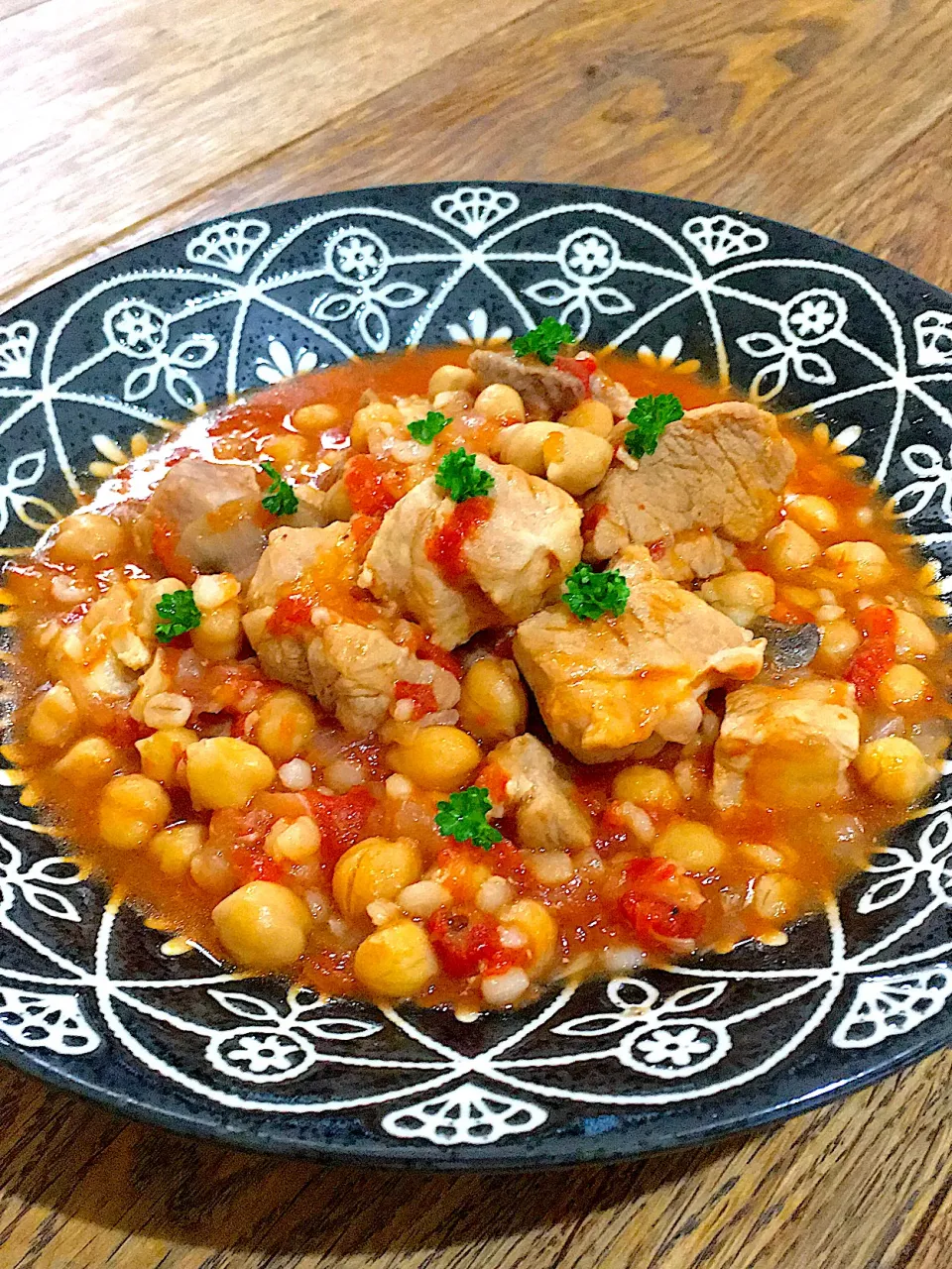 豚肉とひよこ豆と押麦のトマト煮|加藤よしえさん