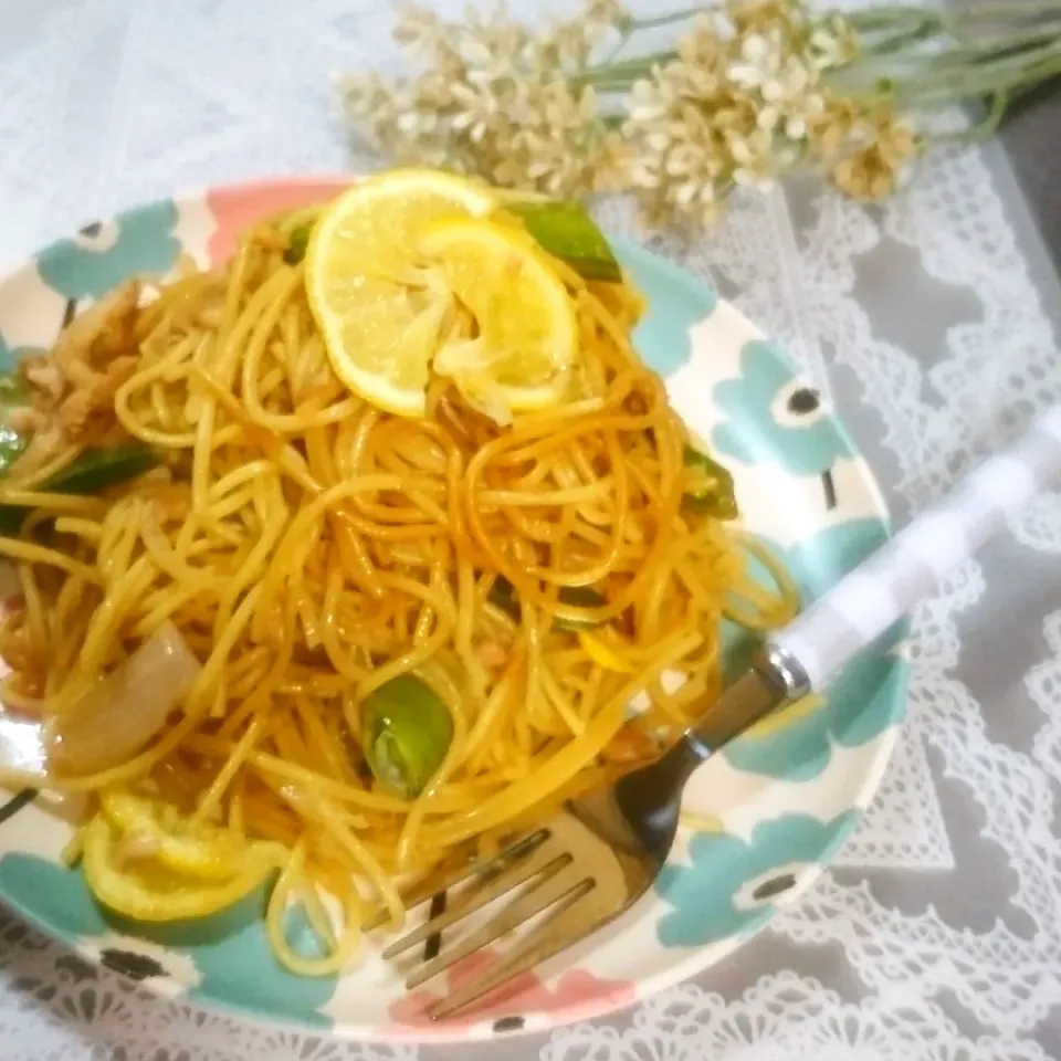 朝採れスナップエンドウの
ツナレモン和風パスタ 😋|fumi ◡̈⋆さん