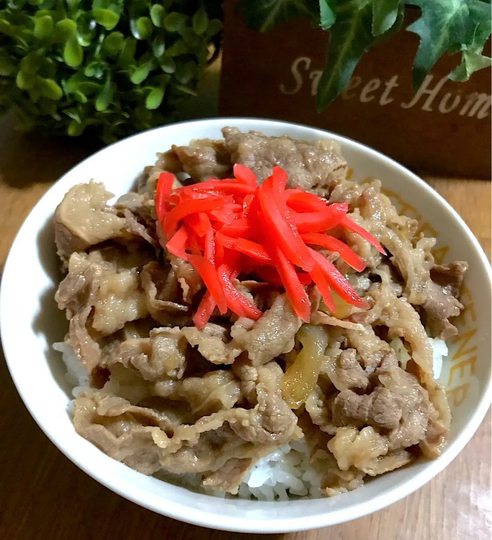 Snapdishの料理写真:昨日の夕食の牛丼♪|あやちゃんママさん