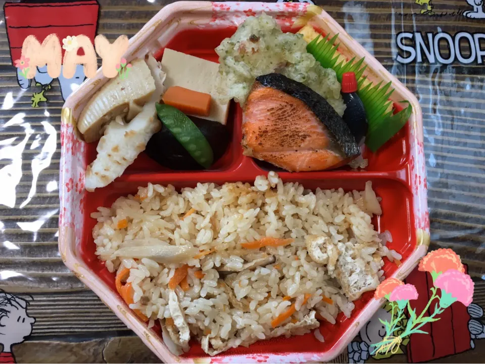 母の日と言う事で料理はお休みです💐|ようか✩.*˚さん