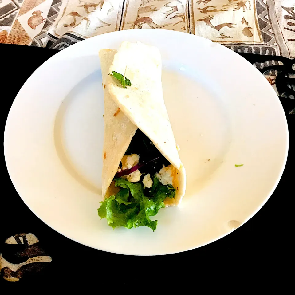 Salad wrap|Rebecca Phoshokoさん