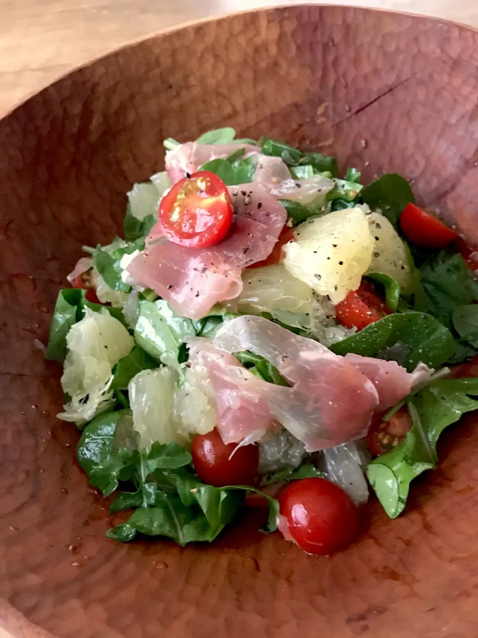 太田知子さんの料理 グレープフルーツと生ハムのサラダ♪|SnapdishJPさん