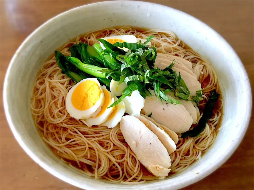 蒸し鶏ぶっかけ素麺|リフルシャッフルさん