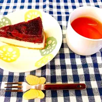 Snapdishの料理写真:いちごゼリーとレアチーズケーキ|445さん