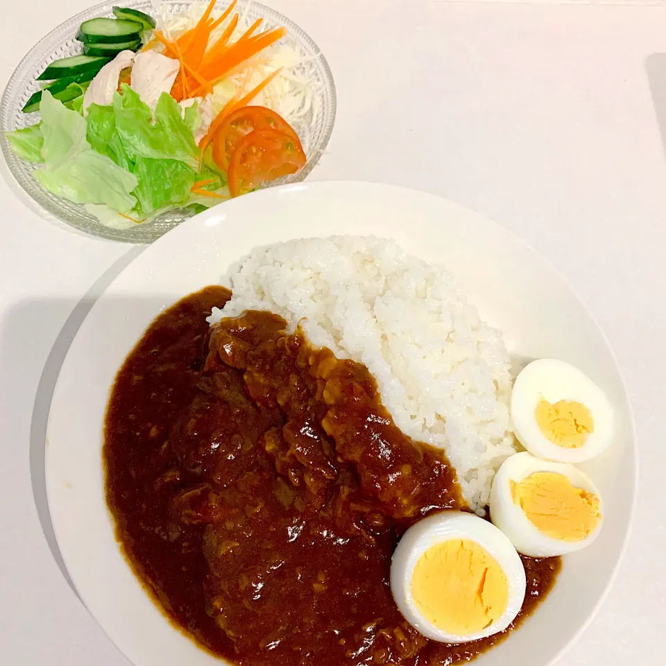 夜ご飯☺︎カレー＆サラダ|とまこ(*^o^*)さん