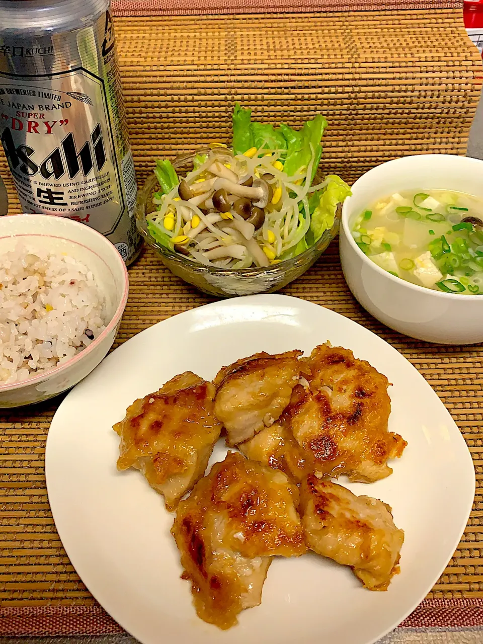 鶏胸肉の唐揚げ🐓豆もやしとしめじのサラダ🥗卵スープ|ゆきりんさん