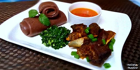 traditional Zimbabwean sadza rezviyo(millet sadza) with game meat and green veggie|maiZahさん