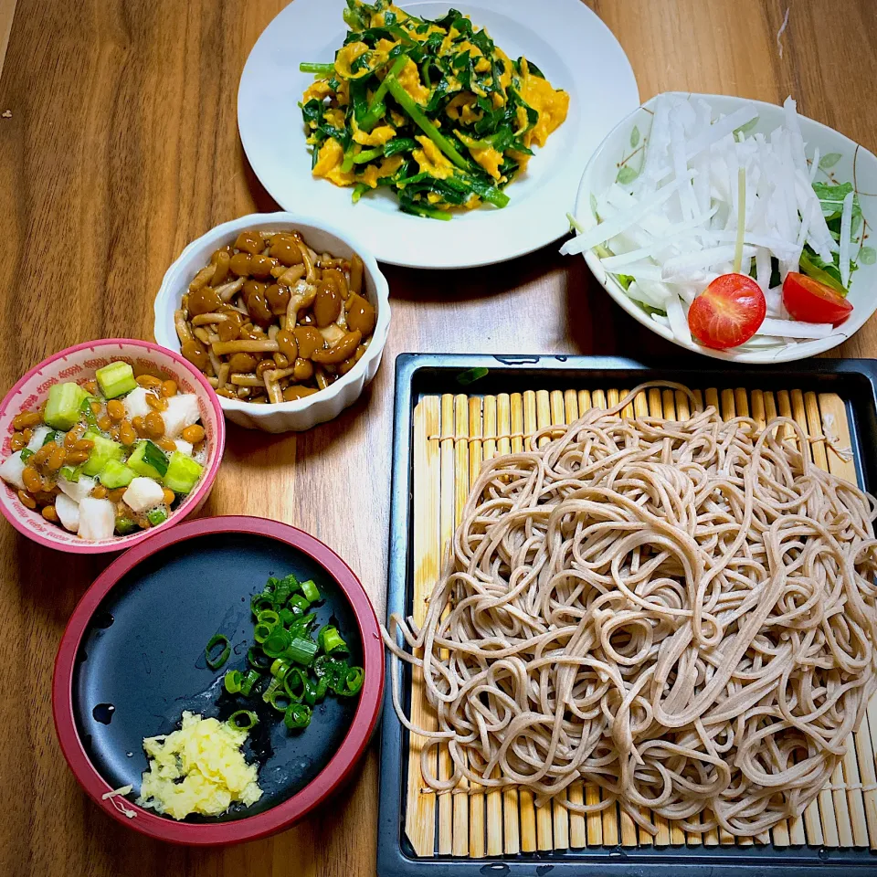 Snapdishの料理写真:パパッとお好きにどーぞのお蕎麦|クランちゃんさん