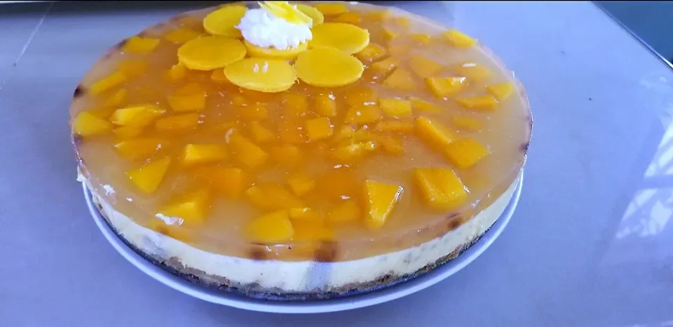 Snapdishの料理写真:Cheesecake de mango|ochoapedroさん