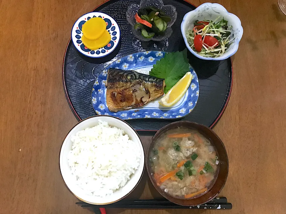 Snapdishの料理写真:焼き鯖定食|ゆうかさんさん