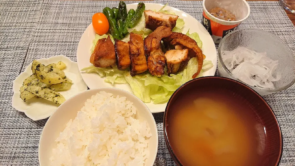 Snapdishの料理写真:🐔照り焼きチキン定食|くみけるさん