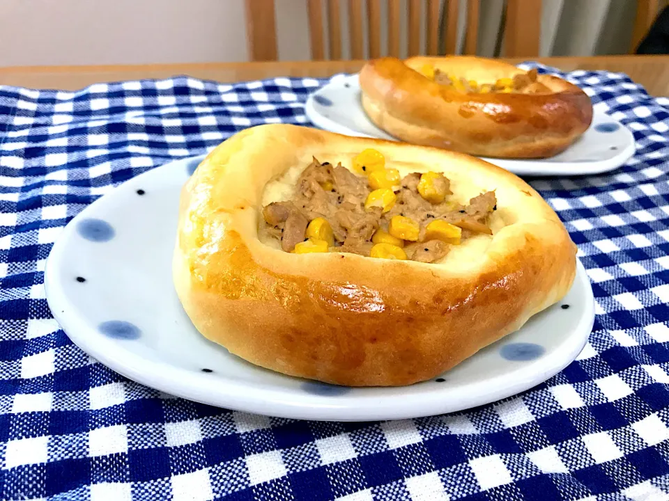 ひなまるさんの料理 ツナマヨコーンカップパン|えいぽんさん