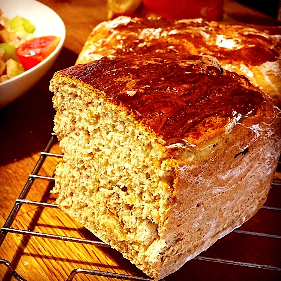 Home Made Sweet Walnut Bread|Emanuel Hayashiさん