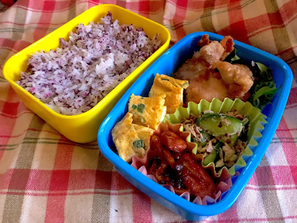 お弁当★塩唐揚げ、ネギ柚子胡椒卵、きゅうりとツナの粒マスタード和え、ウィンナーとしめじのケチャップ炒め、ゆかりごはん|ハルさん