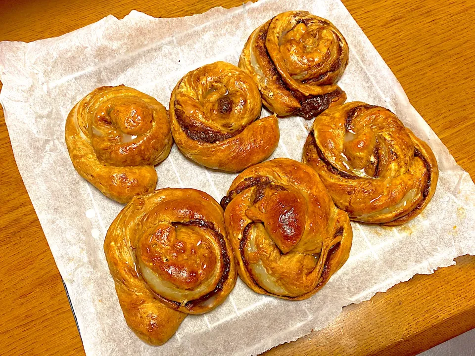 コーヒーシナモンパン🥐|夏果さん