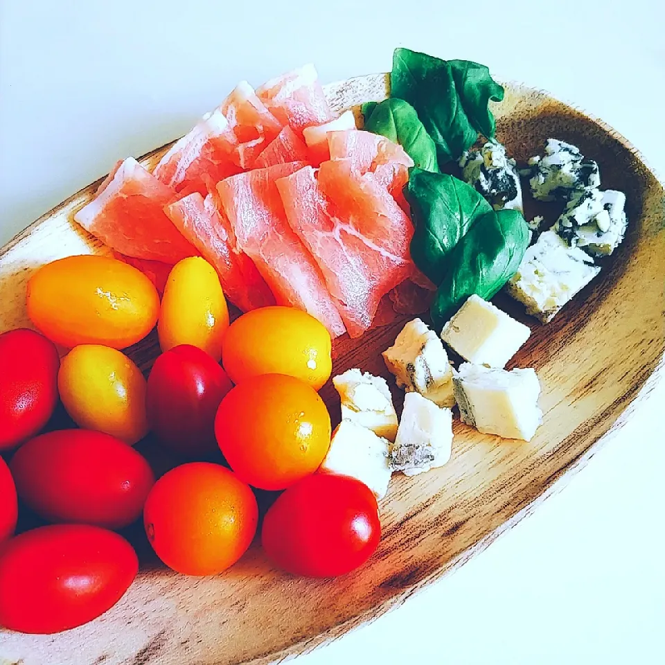 少食子供のランチ                                                         生ハムで全てを包んでパクッ|ファンメイ🌺さん