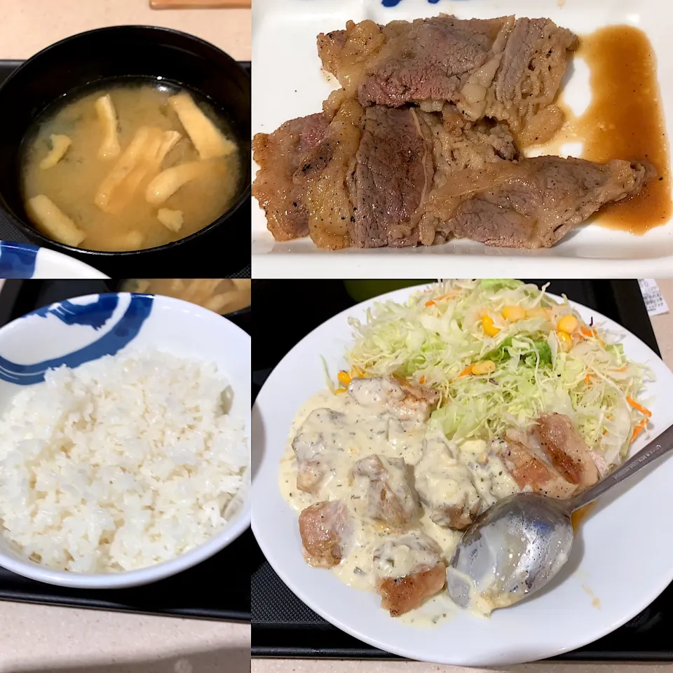 Snapdishの料理写真:チキン南蛮DX定食　牛バラ別皿|るみおんさん