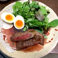 Snapdishの料理写真:フィレ肉のソテー　赤ワインソース|ありちんさん