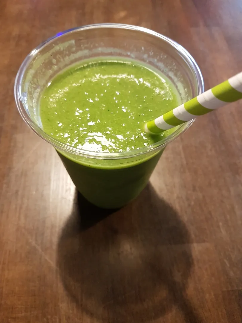 Peachy green smoothie 🥤❤|For the love of foodさん