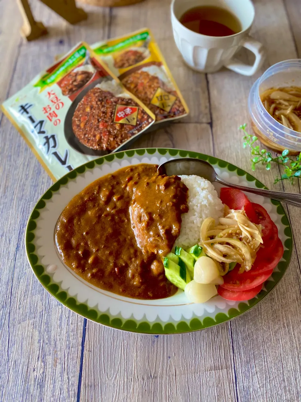 Snapdishの料理写真:chiffonさんの料理 新玉ねぎde玉ねぎドレッシング♡ は、カレーに合う！|naho_nonaさん