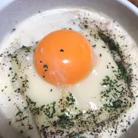 Snapdishの料理写真:お昼ごはんに「カルボナーラ豆腐」料理研究家リュウジさんのレシピより。|しおりさん