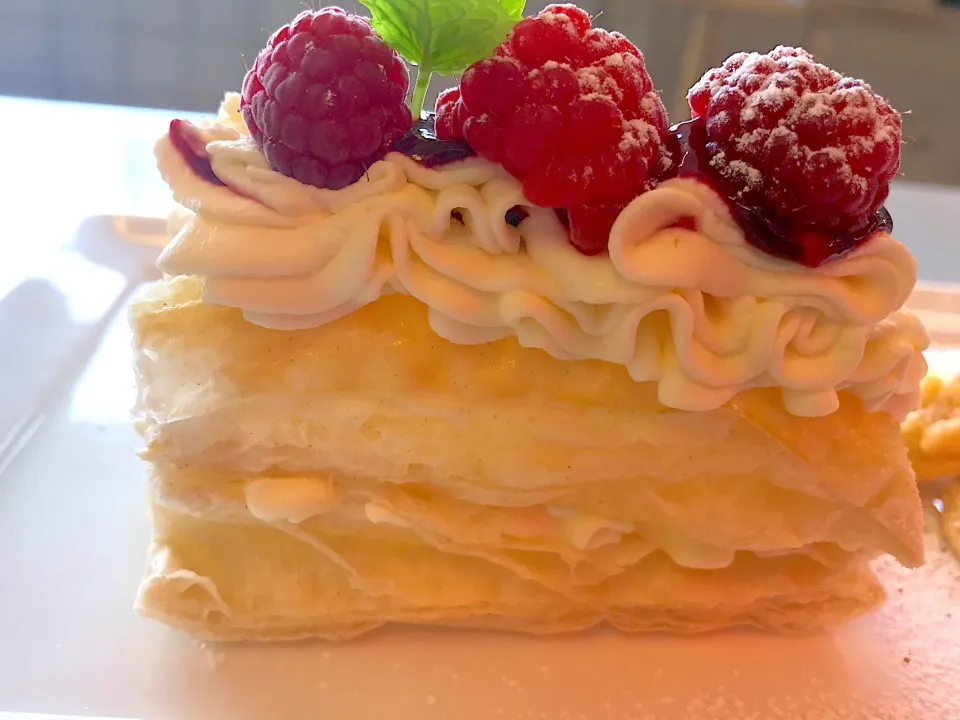 Snapdishの料理写真:Mille Feuille ( Napoleon pastry Sheets)|Lanaさん